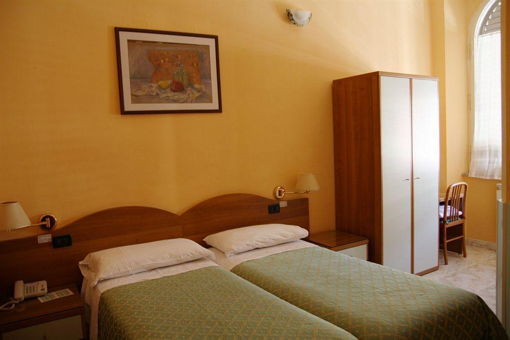 Hotel Katty *